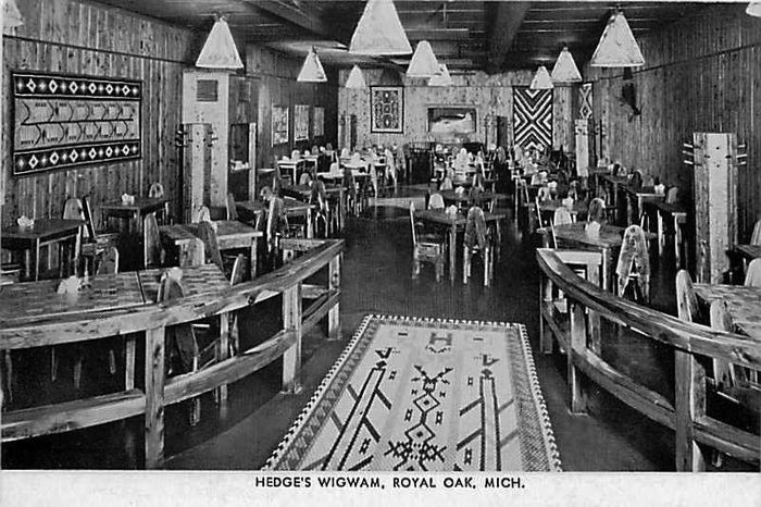 Hedges Wig Wam Restaurant - Historical Photo (newer photo)